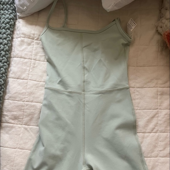 aritzia divinity romper NEVER WORN BEFORE - Picture 2 of 4
